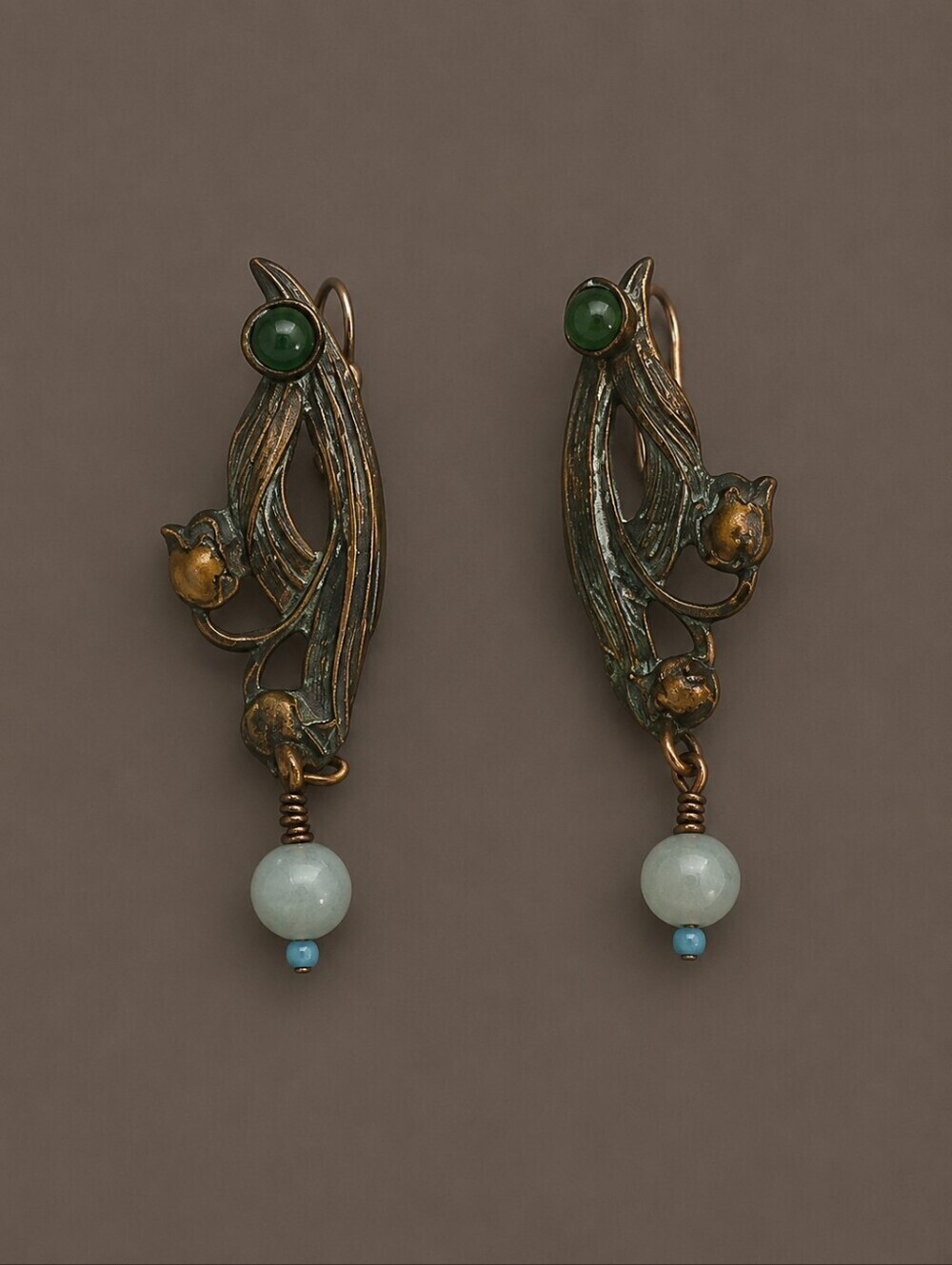 Vintage Estate Funky Art Noveau Patina Jade Beaded Leverback Hook Earrings